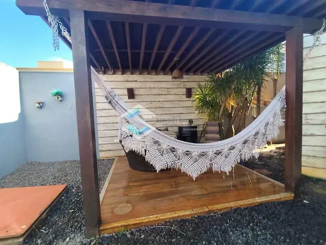 Casa 3 quartos e 3 banheiros, à venda, no bairro Royal Park em Ourinhos
