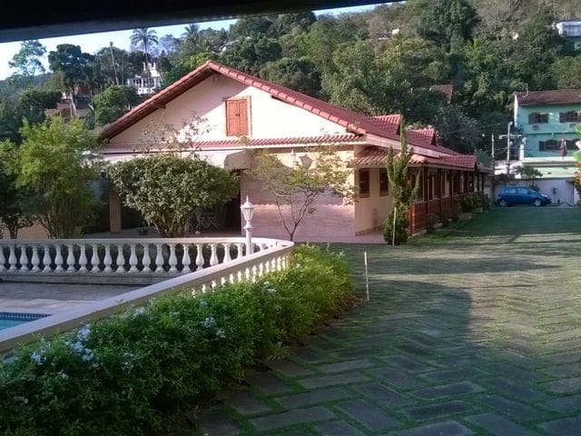 Casa com 1400m² 3 quartos e 2 banheiros, à venda, no bairro Freguesia (Jacarepaguá) em Rio de Janeiro