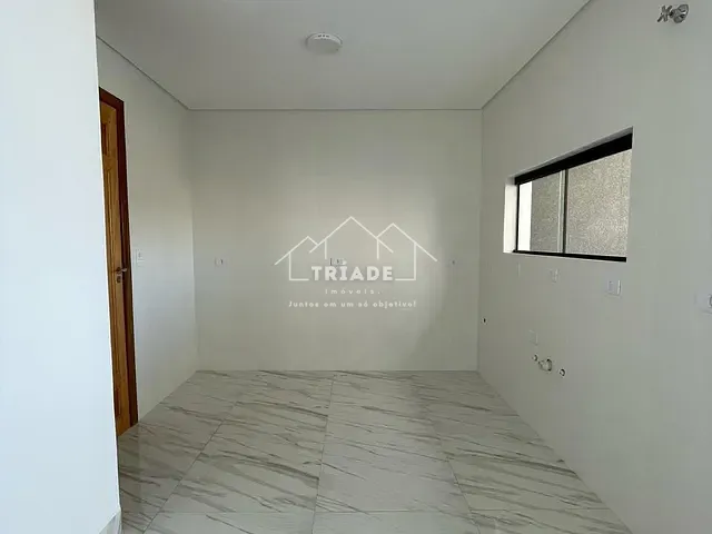 Casa com 180m² 3 quartos e 1 banheiro, à venda, no bairro Estados em Fazenda Rio Grande