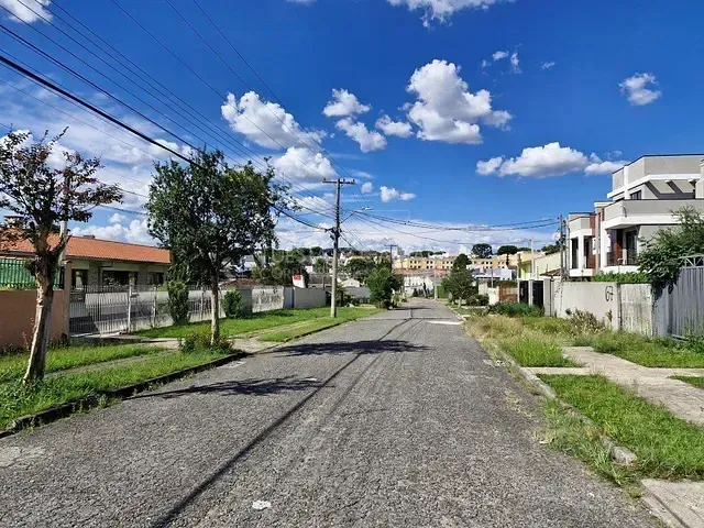Casa com 194m² 3 quartos e 4 banheiros, à venda, no bairro Água Verde em Curitiba