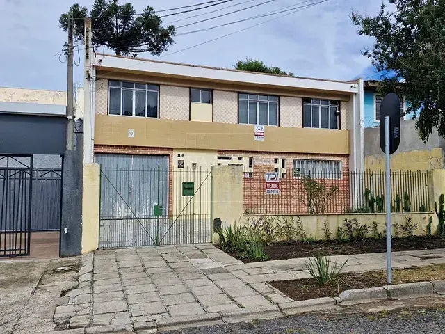 Casa com 194m² 3 quartos e 4 banheiros, à venda, no bairro Água Verde em Curitiba