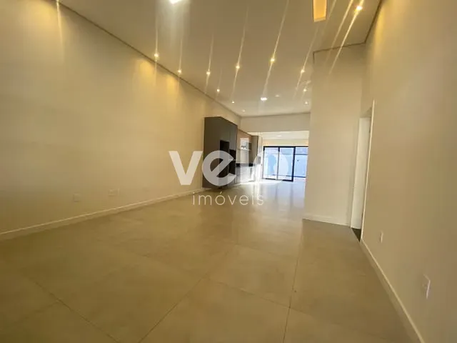 Casa com 250m² 3 quartos e 3 banheiros, à venda, no bairro Parque São Cristóvão em Taubaté