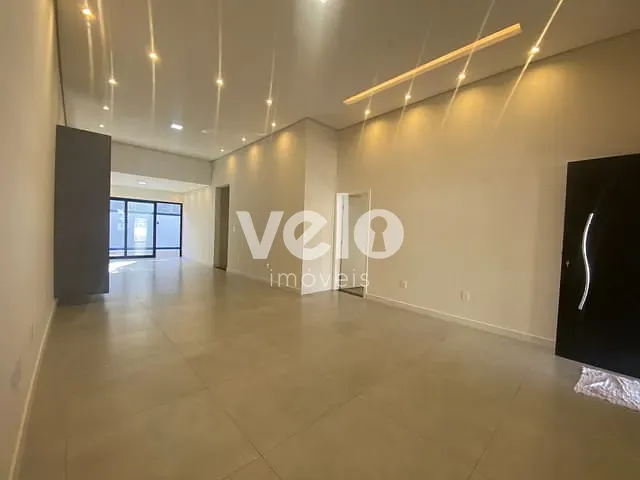 Casa com 250m² 3 quartos e 3 banheiros, à venda, no bairro Parque São Cristóvão em Taubaté
