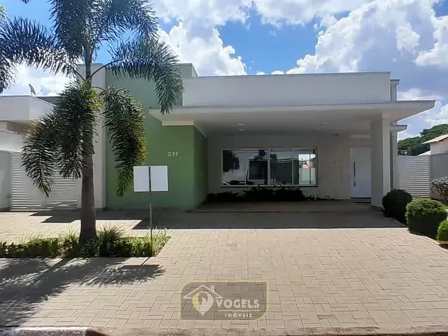 Casa 3 quartos e 3 banheiros, para alugar, no bairro Parque Residencial Nova Holanda em Holambra