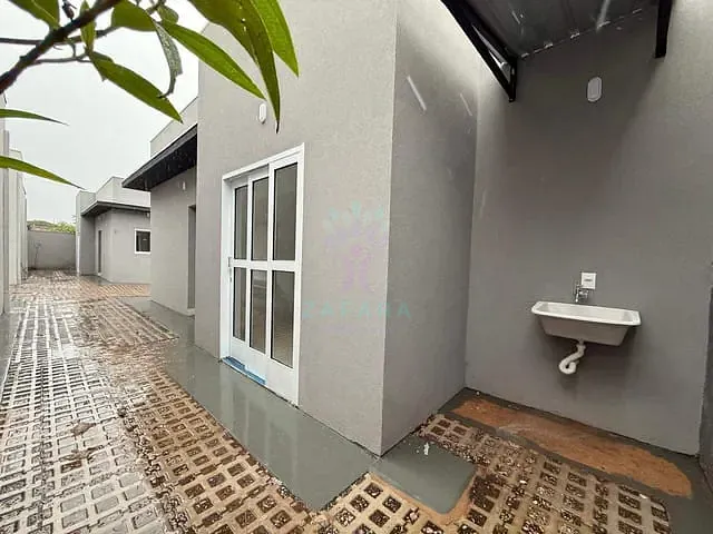 Casa 2 quartos e 2 banheiros, para alugar, no bairro Vila Danúbio Azul em Campo Grande
