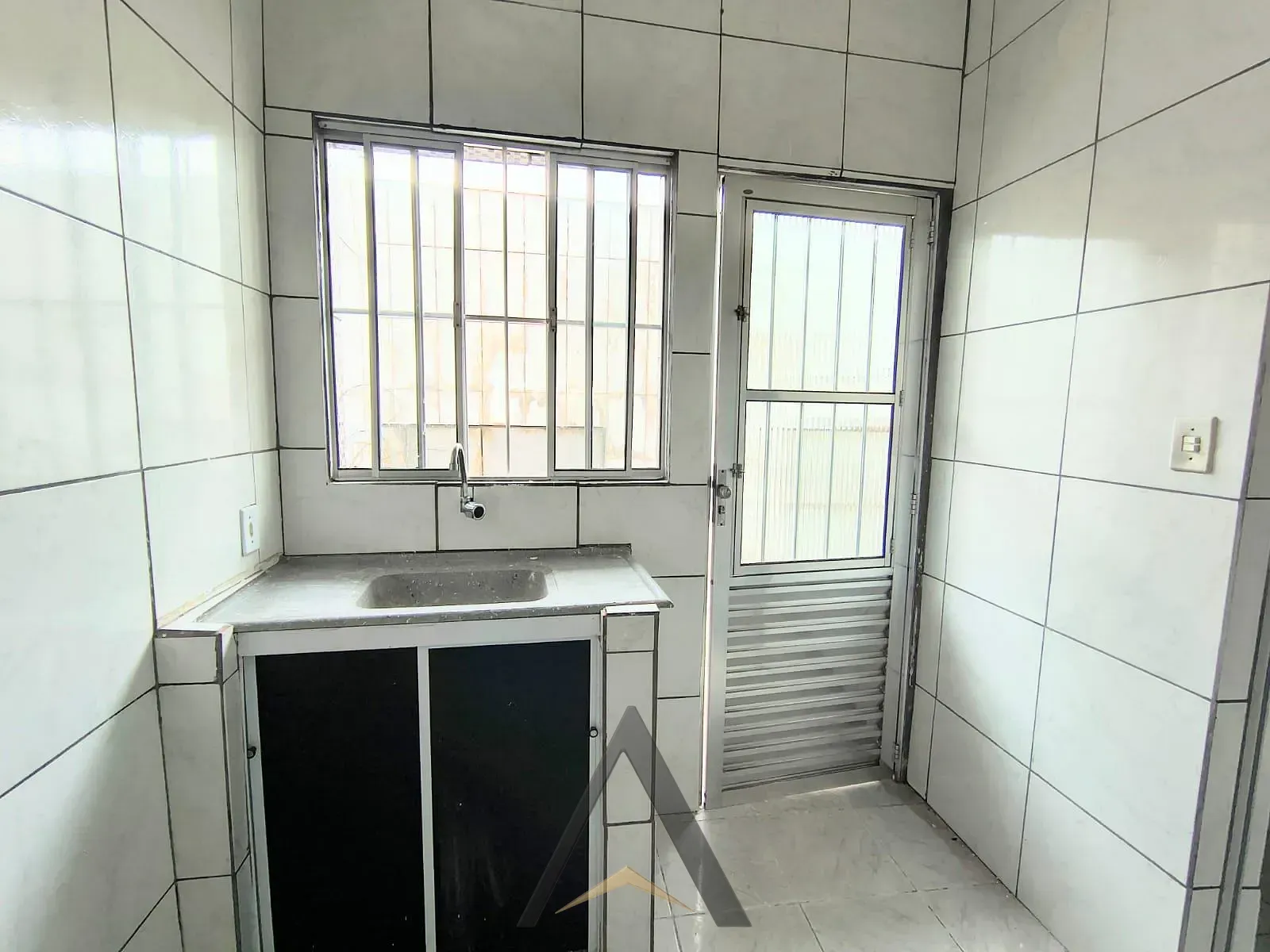 Casa, 1 quarto, 28 m² - Foto 2
