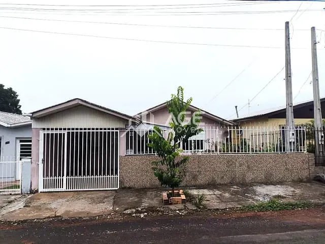 Casa 3 quartos e 2 banheiros, à venda, no bairro Aldo Arioli em Erechim