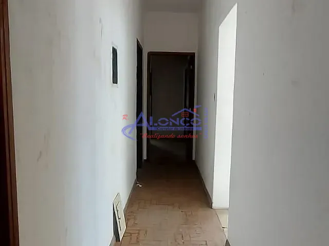 Casa com 528m², à venda ou para alugar, no bairro Centro em Jacareí