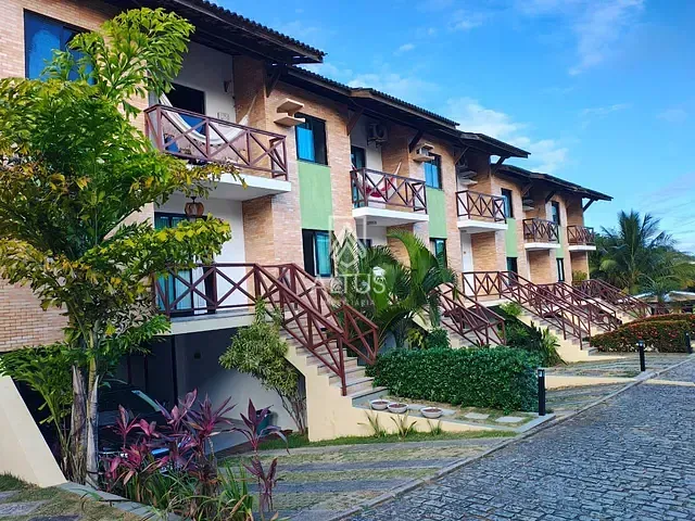 Casa 3 quartos e 2 banheiros, à venda, no bairro Patamares em Salvador