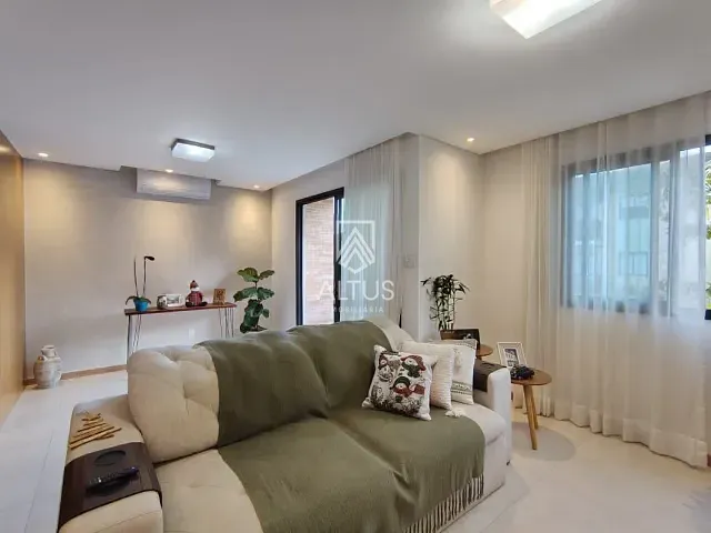 Casa 3 quartos e 2 banheiros, à venda, no bairro Patamares em Salvador