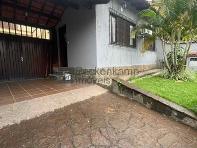 Casa 3 quartos e 3 banheiros, à venda, no bairro Vila Santa Cecília em Volta Redonda
