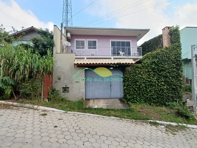 Casa com 280m² 2 quartos e 2 banheiros, à venda, no bairro Rio Tavares em Florianópolis