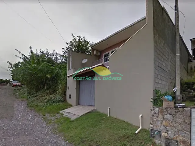 Casa com 280m² 2 quartos e 2 banheiros, à venda, no bairro Rio Tavares em Florianópolis