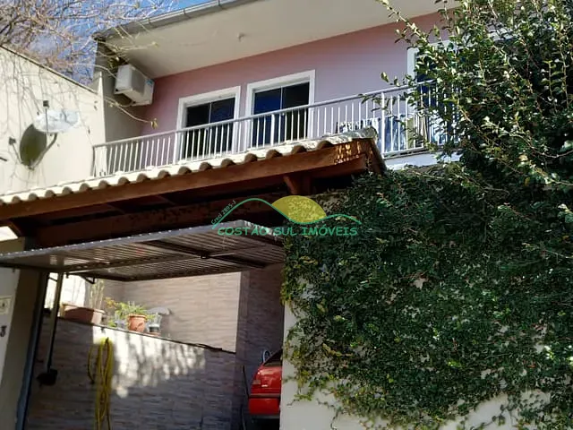 Casa com 280m² 2 quartos e 2 banheiros, à venda, no bairro Rio Tavares em Florianópolis