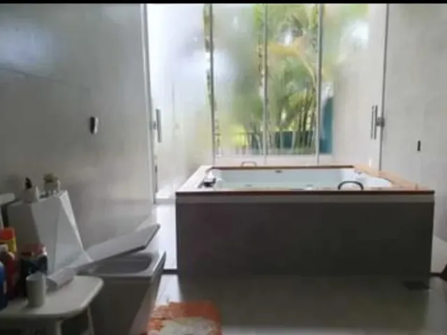 Casa 4 quartos e 5 banheiros, à venda, no bairro Setor Habitacional Arniqueira (Águas Claras) em Brasília