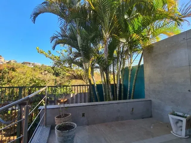 Casa 4 quartos e 5 banheiros, à venda, no bairro Setor Habitacional Arniqueira (Águas Claras) em Brasília