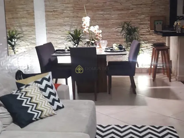 Casa com 360m² 2 quartos e 2 banheiros, à venda, no bairro São Silvestre em Barra Mansa
