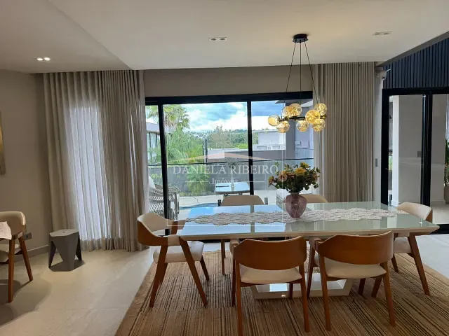 Casa com 500m² 5 quartos e 7 banheiros, à venda, no bairro Esperança em Londrina