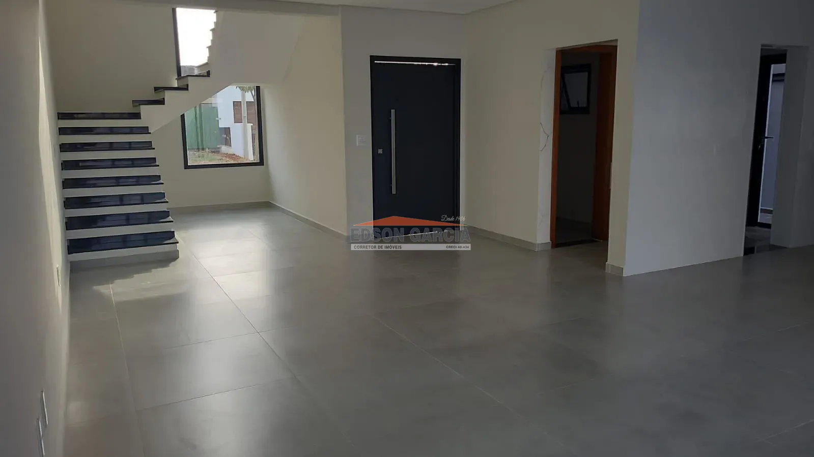 Casa, 3 quartos, 218 m² - Foto 2