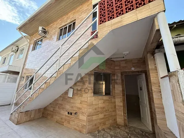 Casa com 109m² 3 quartos e 2 banheiros, à venda, no bairro Jardim Alvorada em Nova Iguaçu