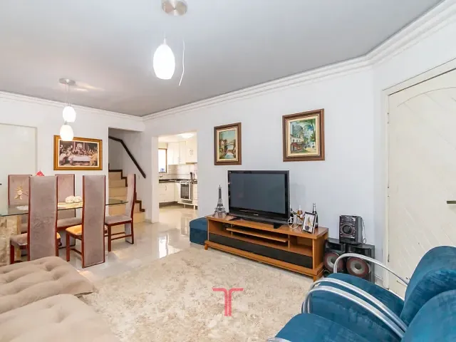 Casa com 112m² 3 quartos e 4 banheiros, à venda, no bairro Guaíra em Curitiba