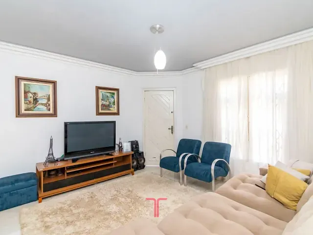 Casa com 112m² 3 quartos e 4 banheiros, à venda, no bairro Guaíra em Curitiba