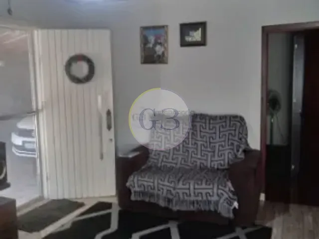 Casa 3 quartos e 2 banheiros, à venda, no bairro Três Vendas em Pelotas