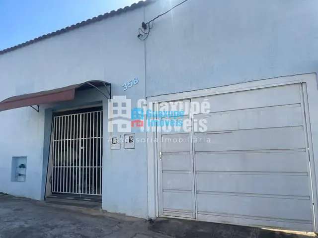 Casa com 240m² 4 quartos e 3 banheiros, à venda, no bairro Angola em Guaxupé