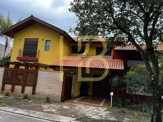 Casa 3 quartos e 4 banheiros, para alugar, no bairro Loteamento Aldeia da Mata em Votorantim