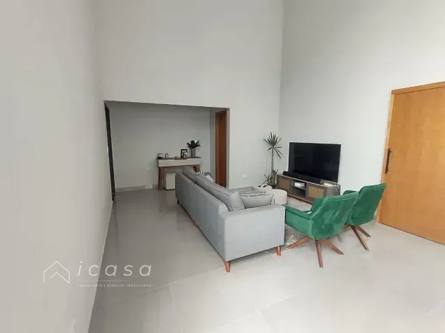 Casa com 266m² 3 quartos e 2 banheiros, à venda, no bairro Reserva do Vale em Caçapava