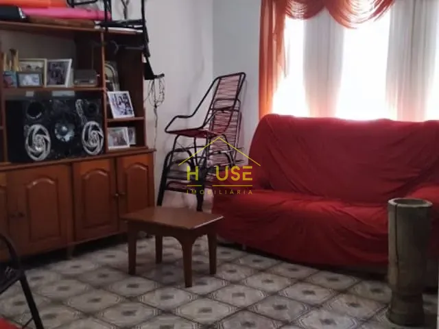 Casa com 421m², à venda, no bairro Pozzobon em Votuporanga