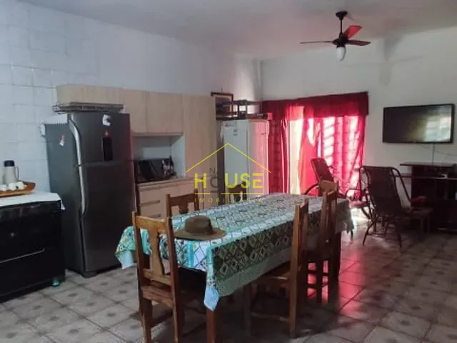 Casa com 421m², à venda, no bairro Pozzobon em Votuporanga
