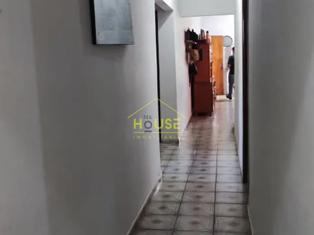 Casa com 421m², à venda, no bairro Pozzobon em Votuporanga
