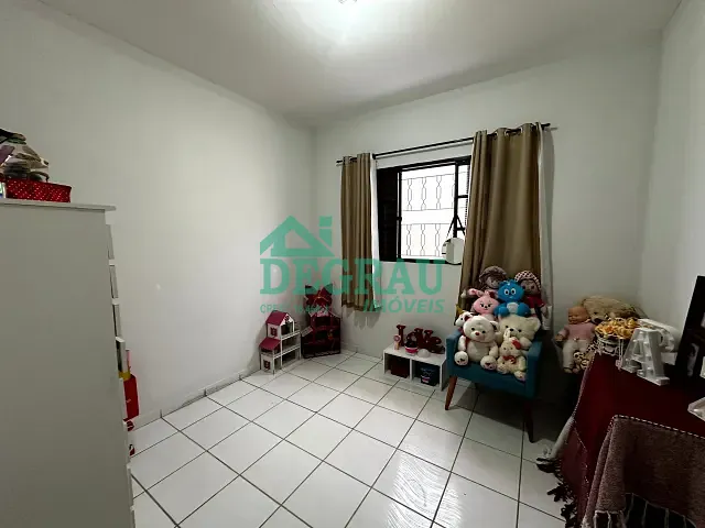 Casa 2 quartos e 2 banheiros, à venda, no bairro Parque Vista Alegre em Itapeva