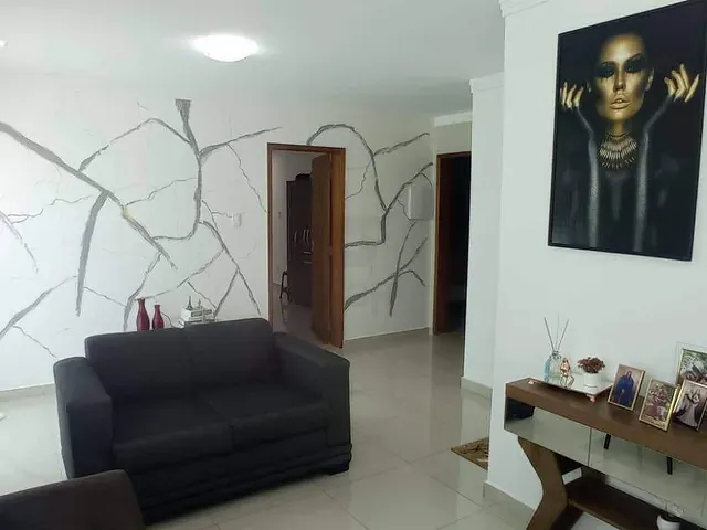Casa 3 quartos e 3 banheiros, à venda, no bairro General Dutra em Paulo Afonso