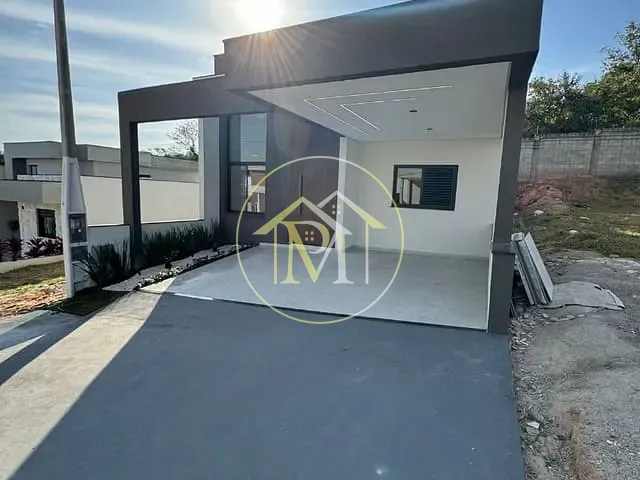 Casa com 156m², à venda, no bairro Parque São Bento em Sorocaba