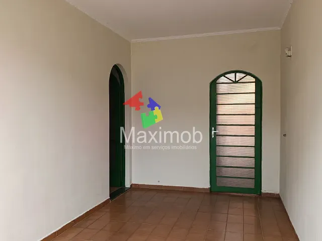 Casa com 200m² 3 quartos e 3 banheiros, para alugar, no bairro São Benedito em Itapira