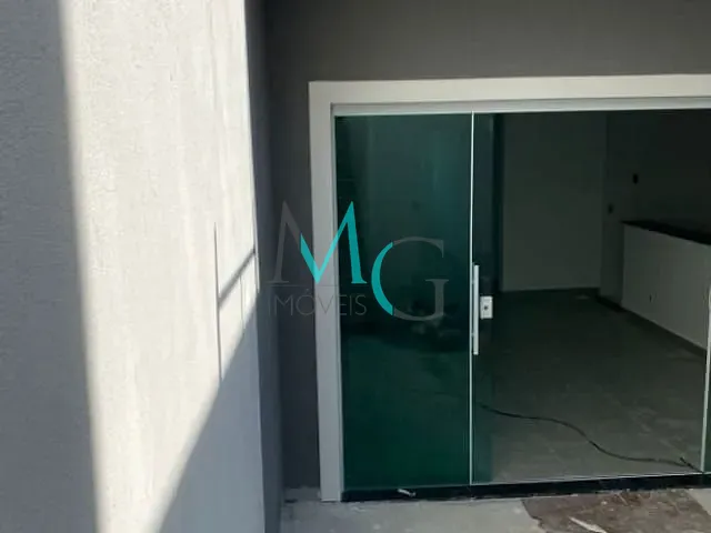 Casa com 350m² 3 quartos e 1 banheiro, à venda, no bairro Campo Grande em Rio de Janeiro