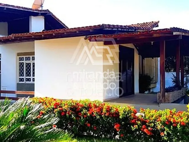 Casa com 400m² 3 quartos e 4 banheiros, à venda, no bairro Santo Antônio em Cachoeiro De Itapemirim