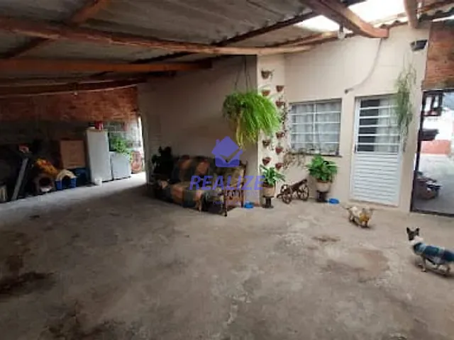 Casa com 228m² 3 quartos e 1 banheiro, à venda, no bairro Jardim America (Rubiao Junior) em Botucatu