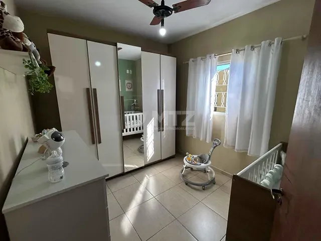 Casa com 220m² 4 quartos e 4 banheiros, à venda, no bairro Vila São Judas Thadeu em Botucatu
