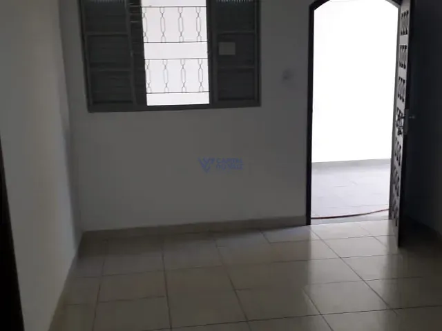 Casa com 125m² 2 quartos e 1 banheiro, para alugar, no bairro Vila Maria em São José dos Campos