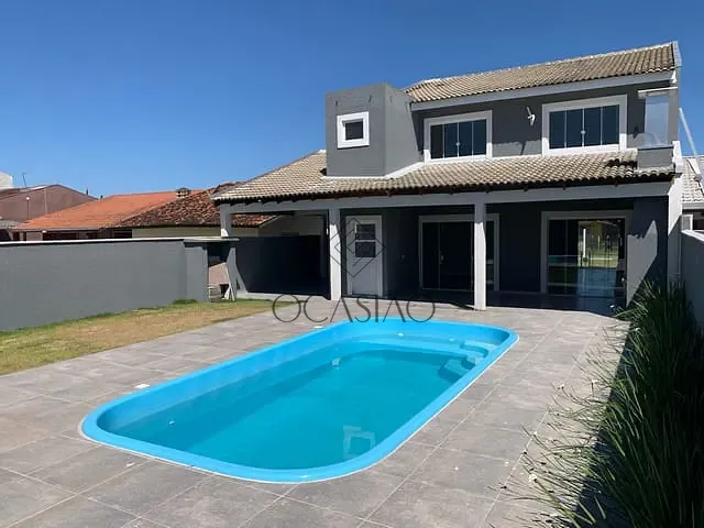 Casa com 254m² 4 quartos e 4 banheiros, à venda, no bairro Shangrilá em Pontal do Paraná