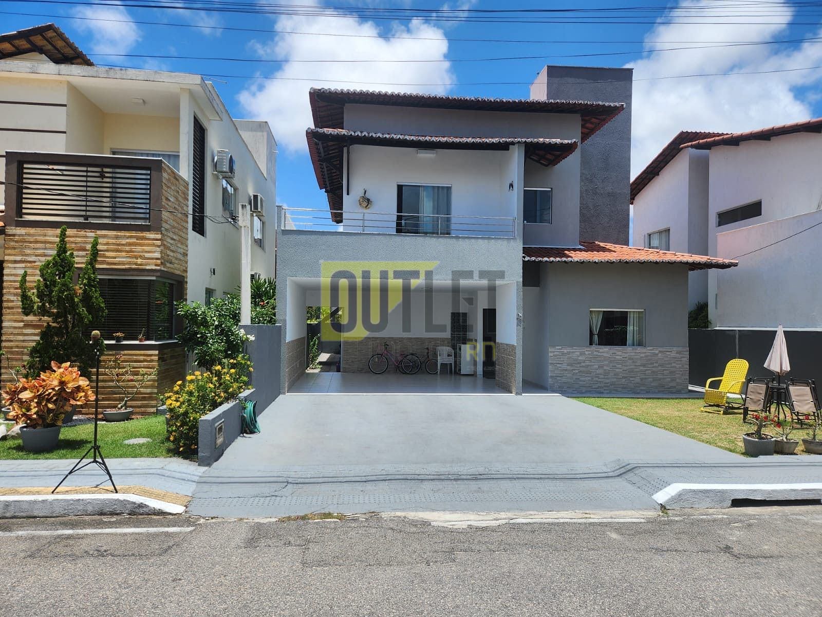 Casa, 4 quartos, 240 m² - Foto 1