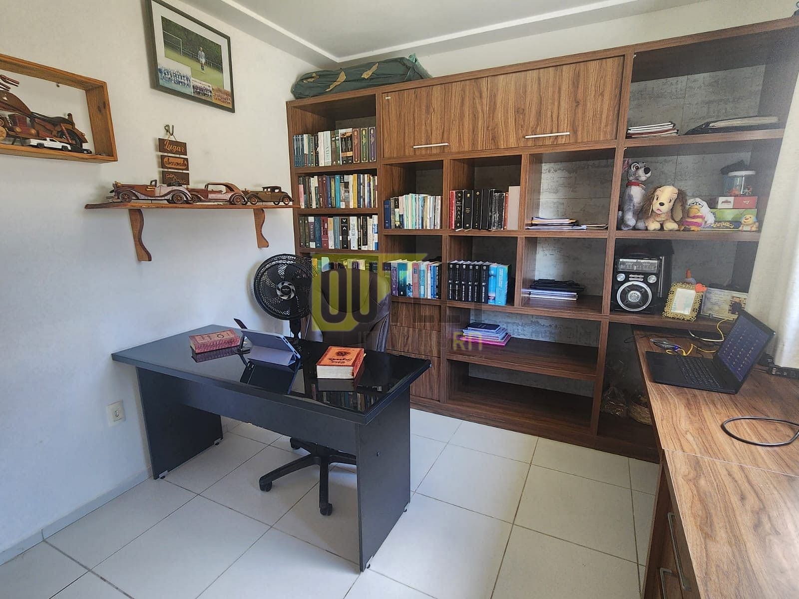 Casa, 4 quartos, 240 m² - Foto 11