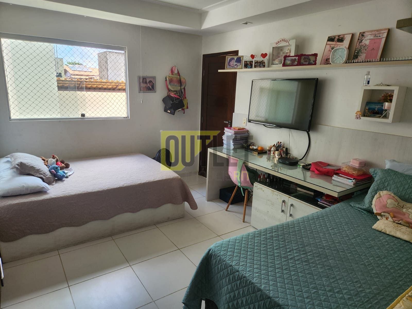 Casa, 4 quartos, 240 m² - Foto 22