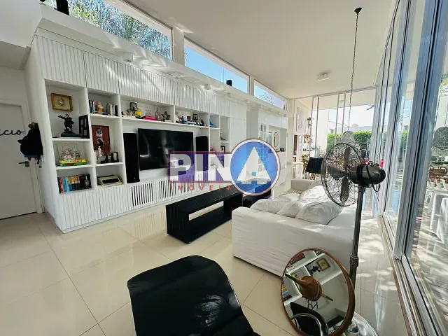 Casa com 440m² 4 quartos e 6 banheiros, à venda, no bairro Jardins Verona em Goiânia
