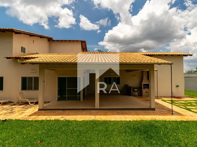 Casa com 1007m² 4 quartos e 3 banheiros, à venda, no bairro Setor Habitacional Jardim Botânico em Brasília