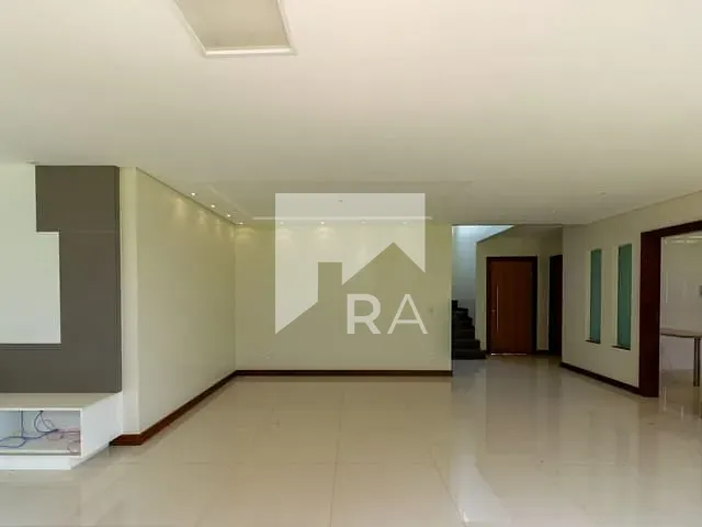 Casa com 1007m² 4 quartos e 3 banheiros, à venda, no bairro Setor Habitacional Jardim Botânico em Brasília