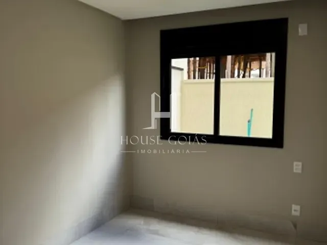 Sobrado com 328m² 5 quartos e 7 banheiros, à venda, no bairro Residencial Parqville Jacarandá em Aparecida de Goiânia